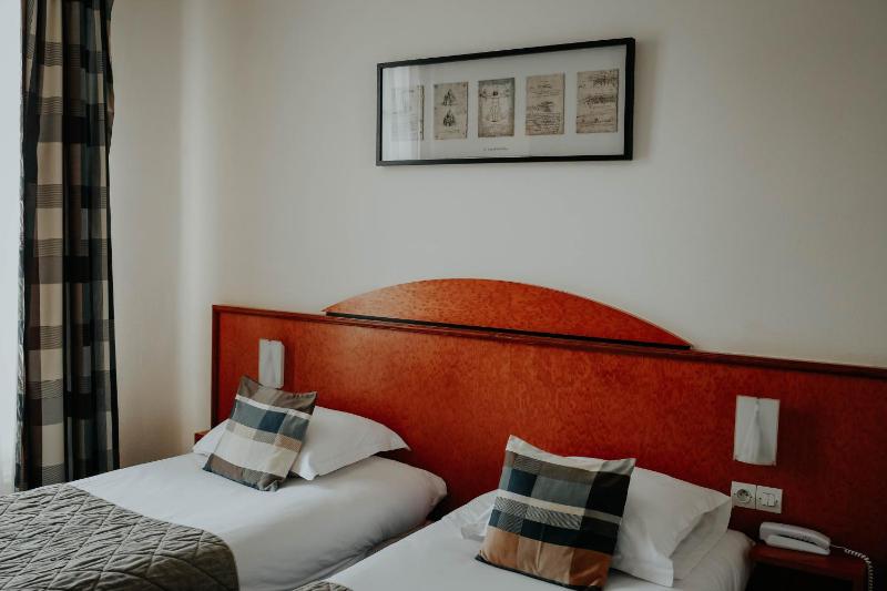 Triple Room image 1