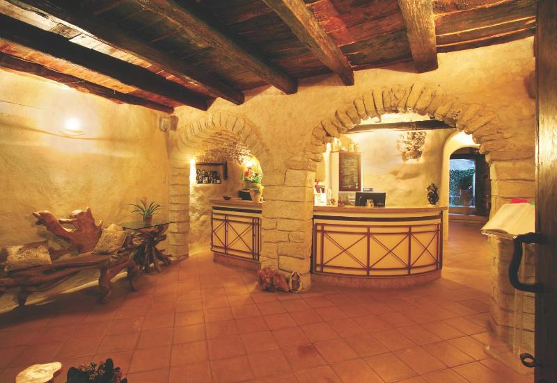 Donnaciccina Accomodation - image 40