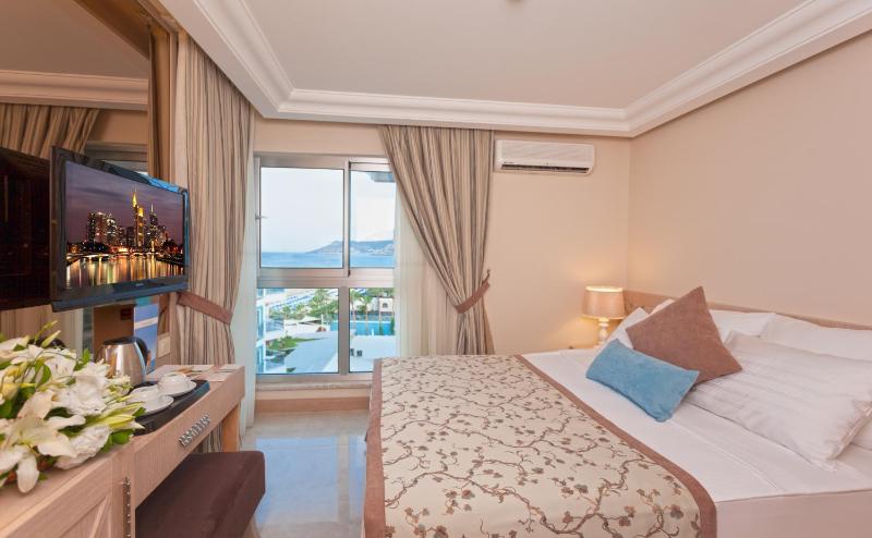 Xperia Saray Beach Hotel - image 34