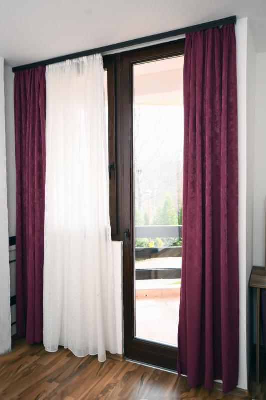 Apartment with Mountain View image 4