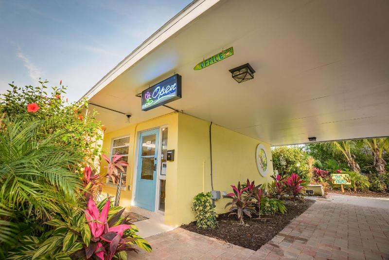 Siesta Key Palms Resort - image 33