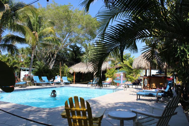 Siesta Key Palms Resort - image 11