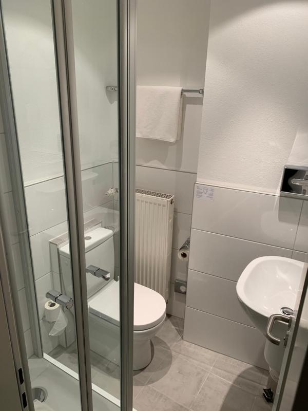 Single Room image 1