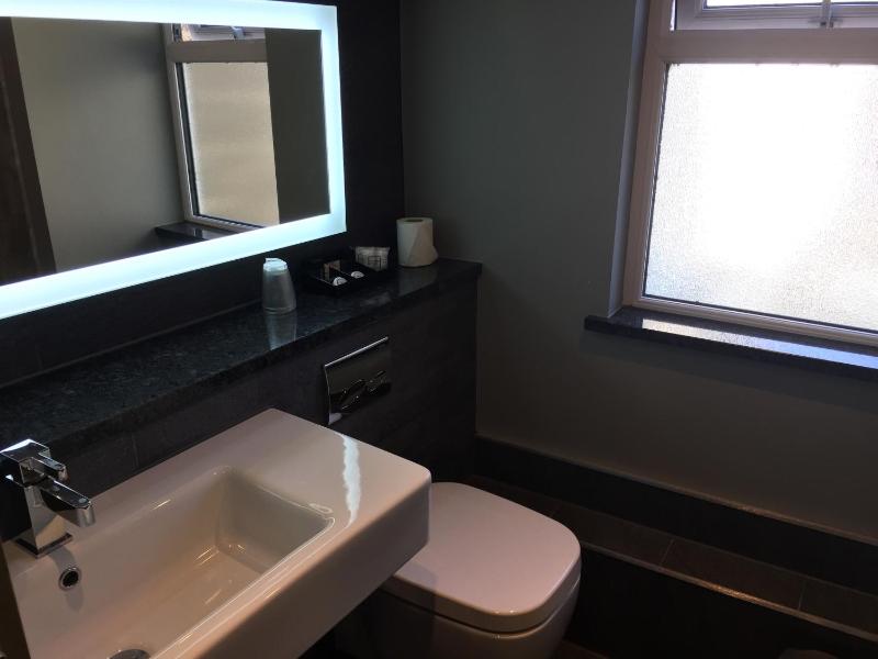 Superior Double Room En Suite image 2