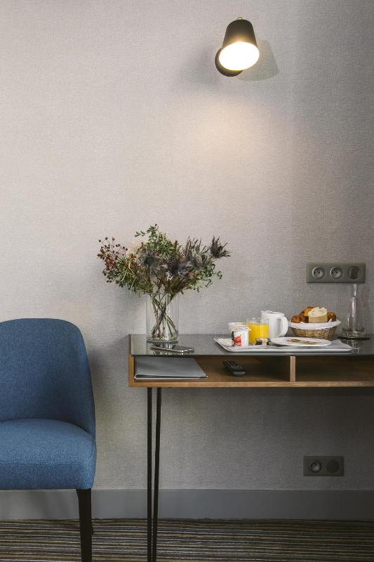 Single Room image 3