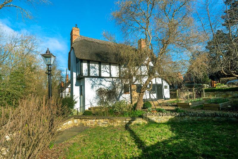 Thatched Cottage image 3