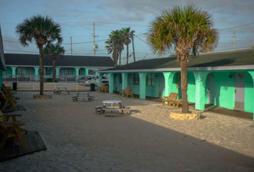 Sea Vista Motel - image 20