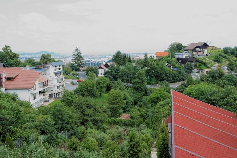 Double Room with Balcony image 4