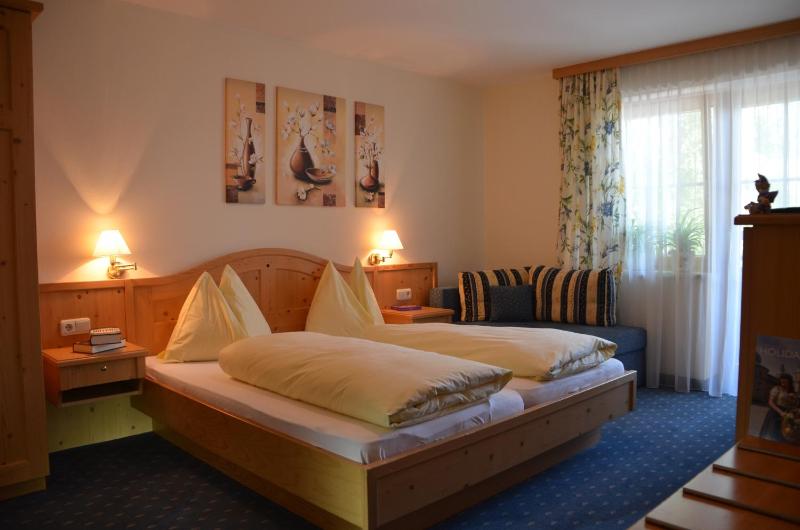 Superior Double Room image 3