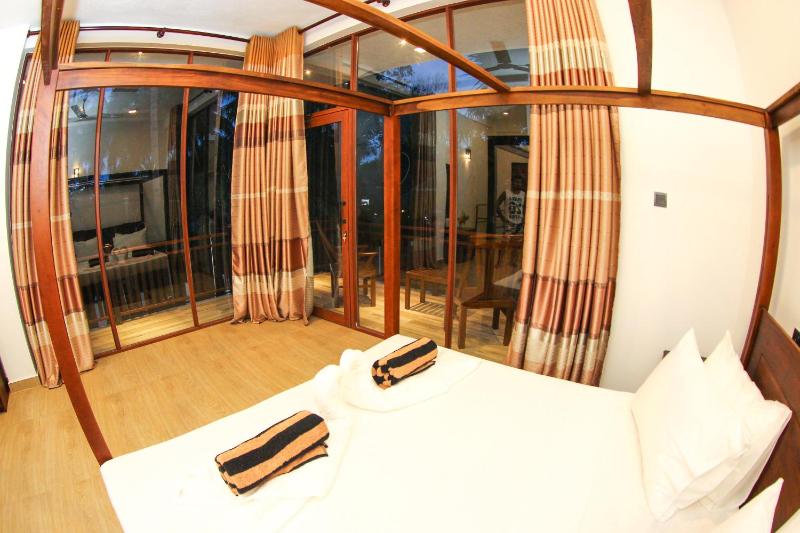 Bay Hiriketiya - image 38