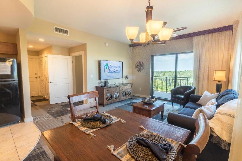 One-Bedroom Apartment image 3