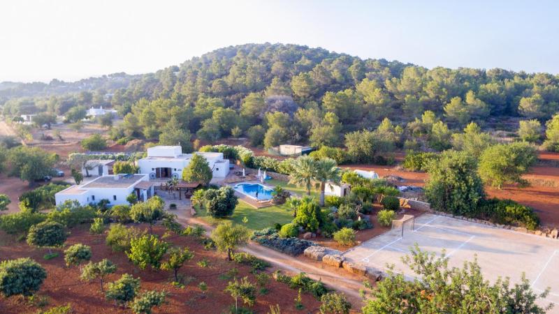 Villa with Private Pool image 1