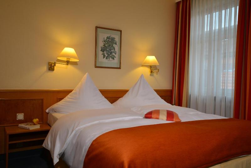 Comfort Double Room image 4