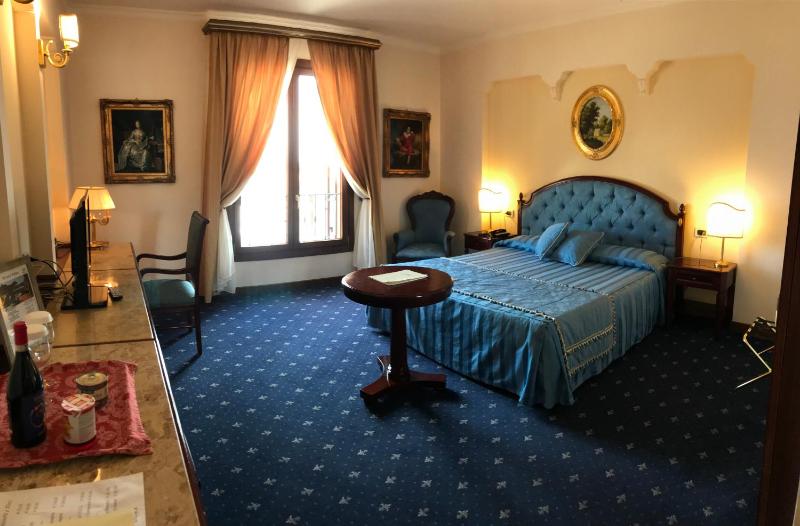 Grand Hotel Palace - image 20