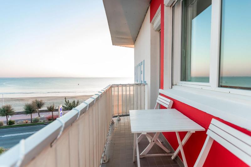 Hotel Le Trident Thyrsé - image 48