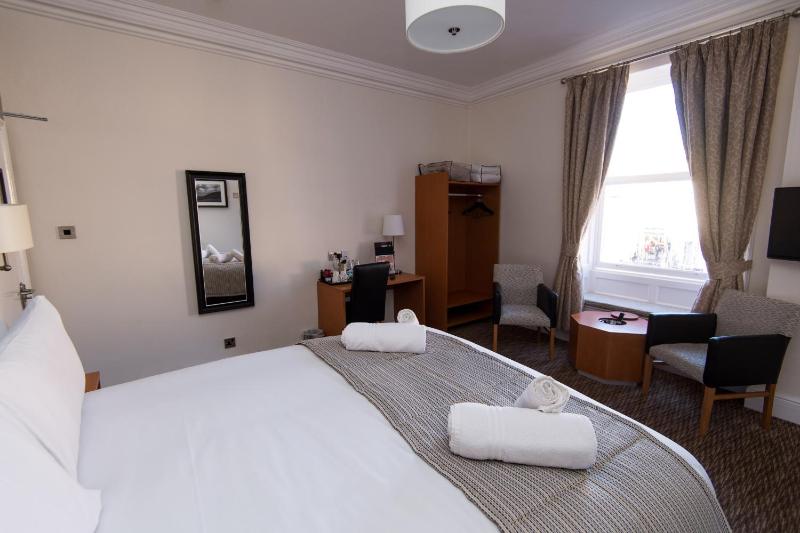 Superior Double Room image 4