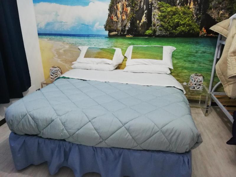 Luxury Quadruple Room image 2