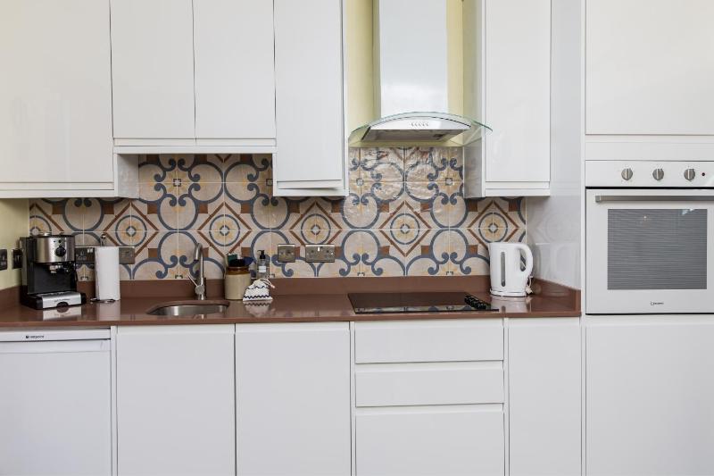 One-Bedroom House image 3
