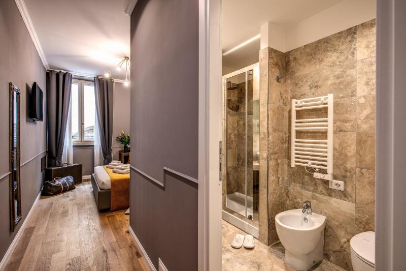 Superior Double Room image 3