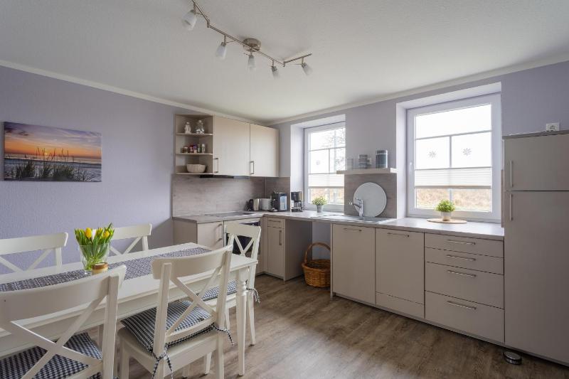 Two-Bedroom House image 3