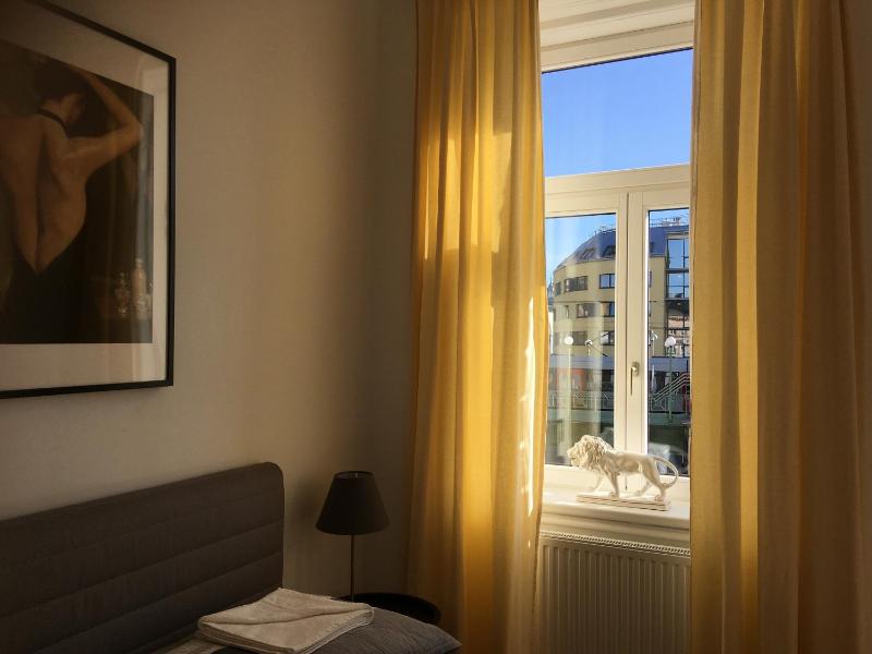 Apartment Vienna Smart Living - image 3
