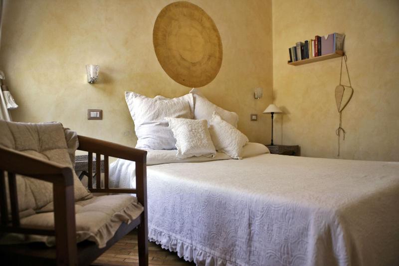 Double Room image 1
