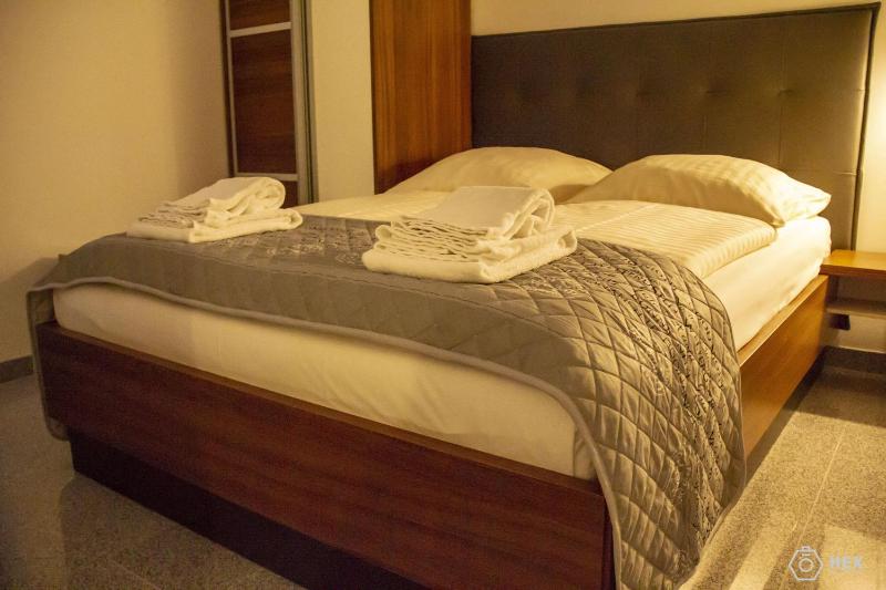 Bluestone Boarding Apartments - image 21
