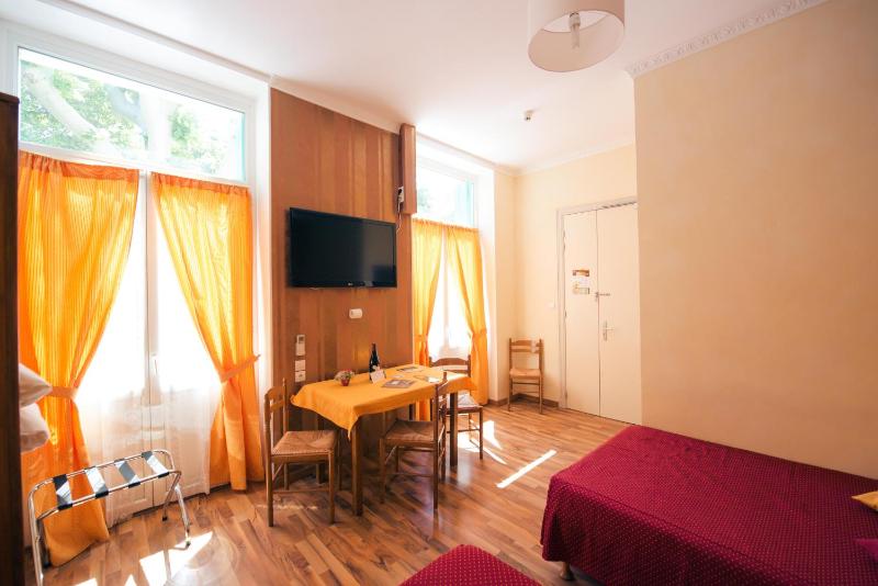 Altera Roma Hôtel - image 10