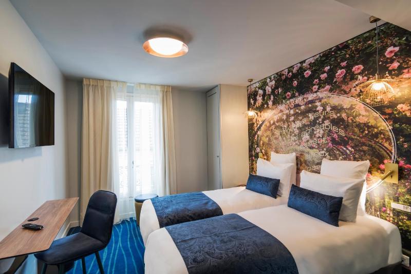 Classic Twin Room image 1