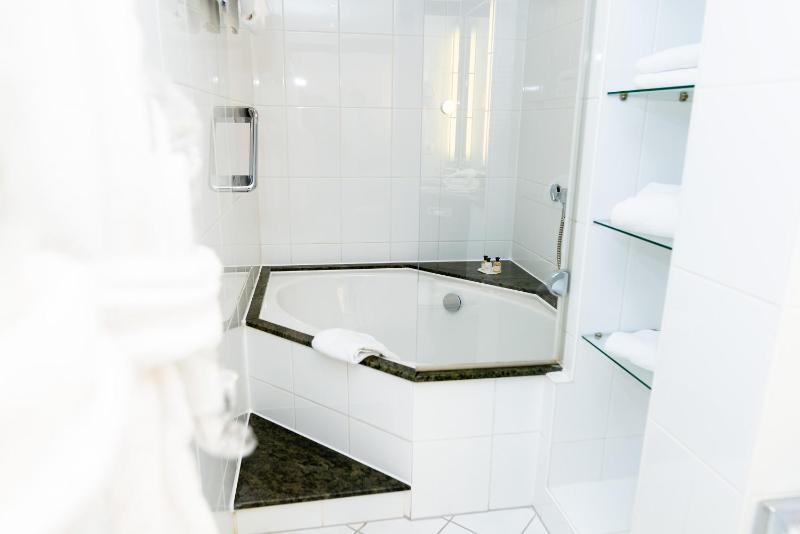 Suite image 2