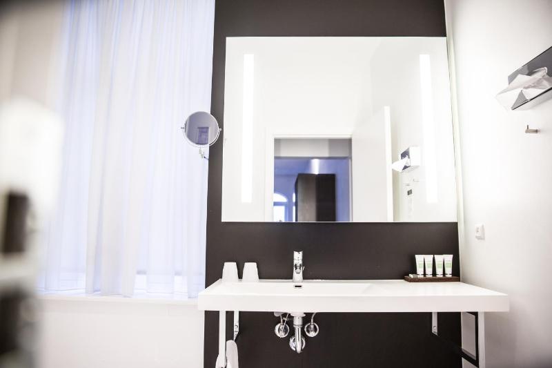 Junior Suite image 3