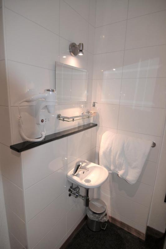 Hotel Bienvenue - image 16