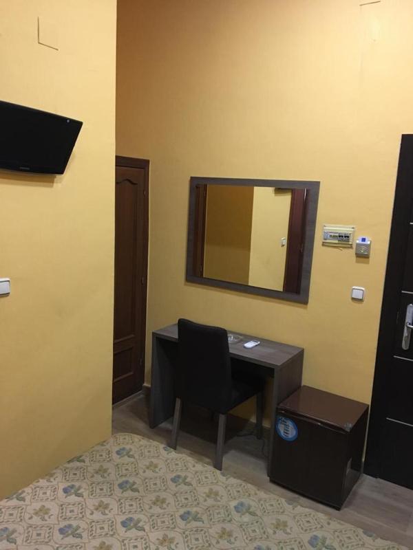 Comfort Single Room image 1