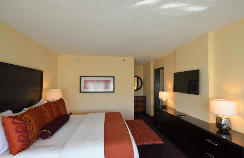 Washington Plaza Hotel - image 11