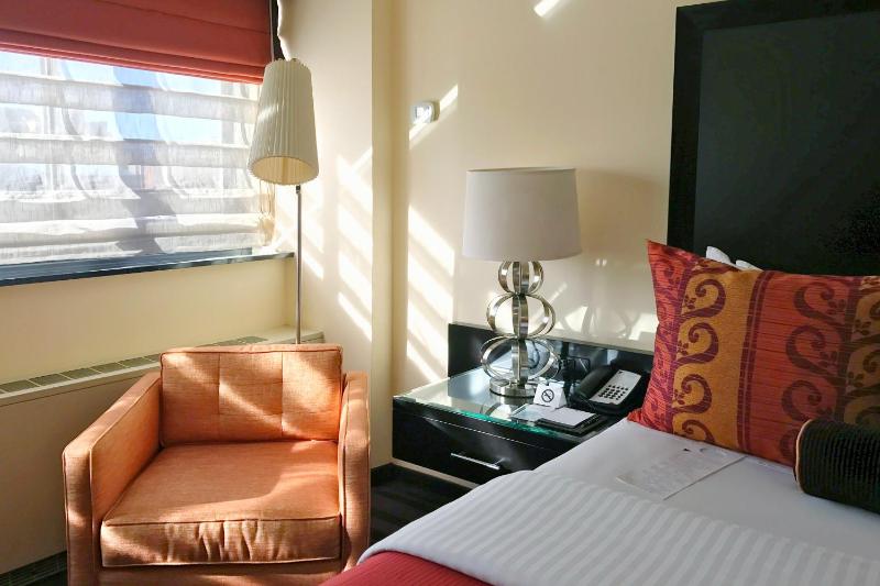 Superior King Room image 2