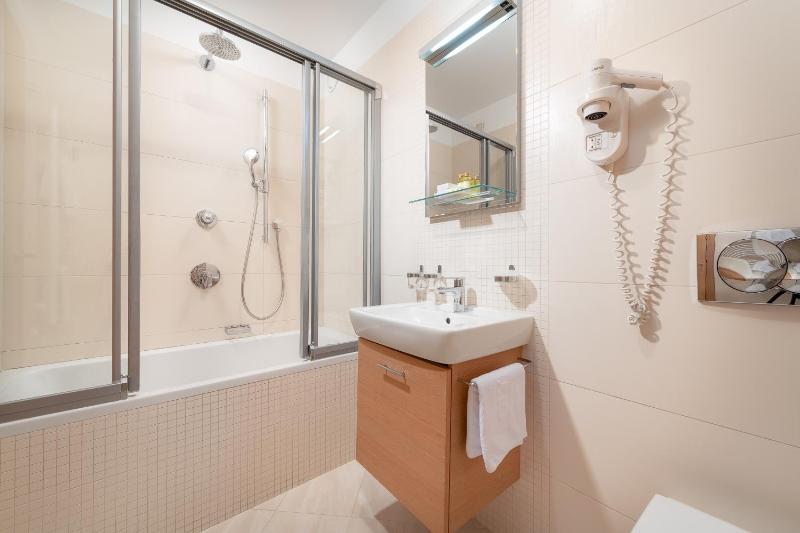 Deluxe Junior Suite image 1
