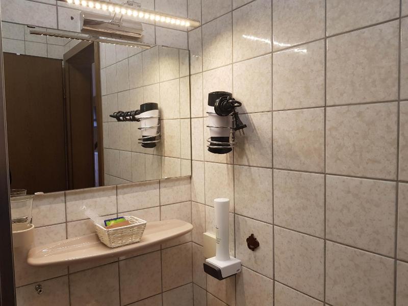 Single Room with Balcony image 3