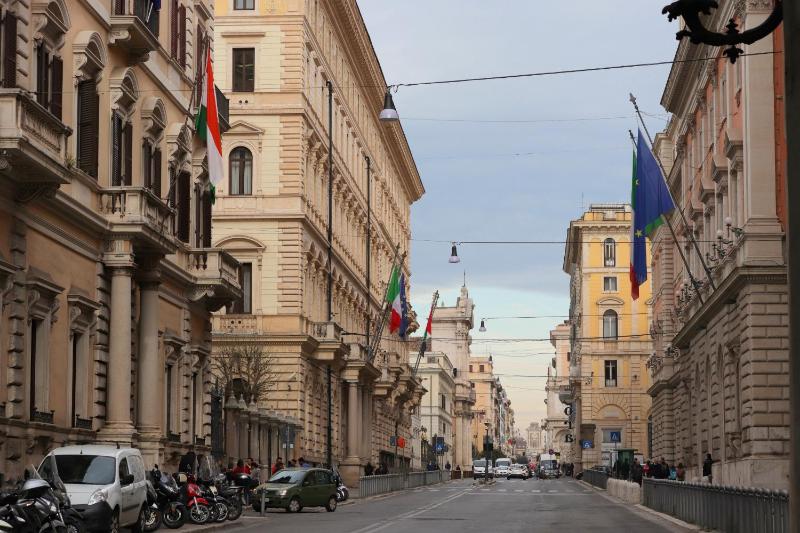 Triple Room with Private Bathroom image 2