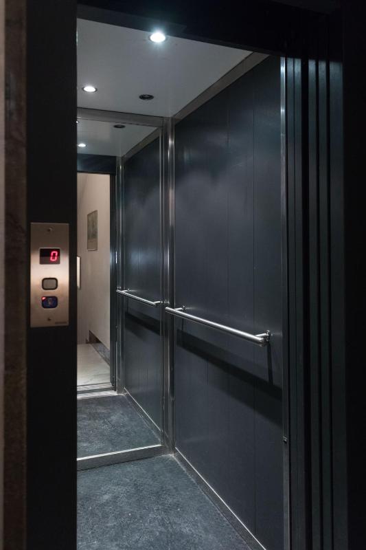 Superior Apartment image 4