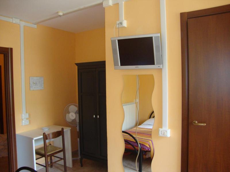 Triple Room image 3