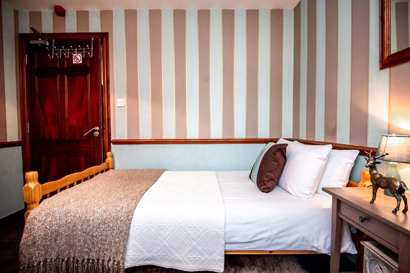 Single Room image 2