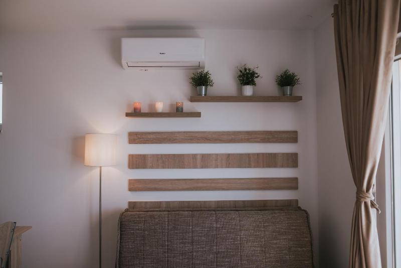 One-Bedroom Apartment with Terrace image 4