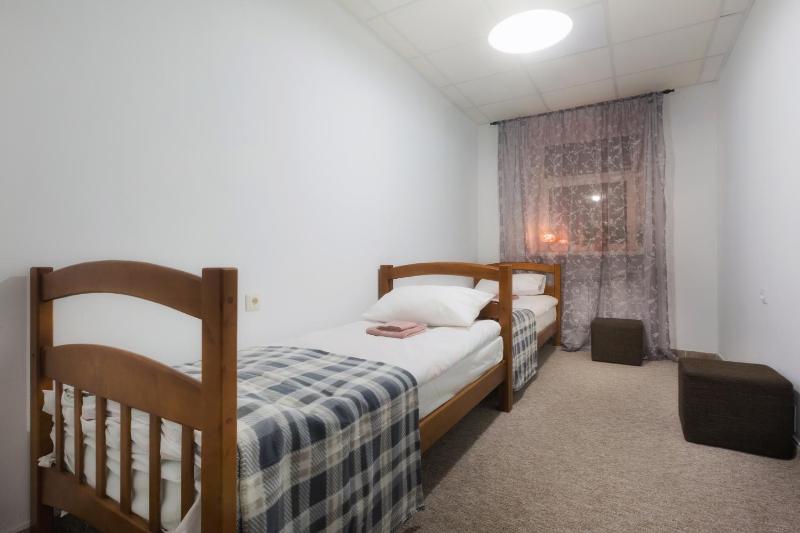 Standard Double Room image 2