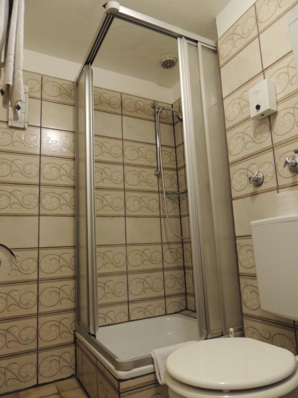 Triple Room image 2
