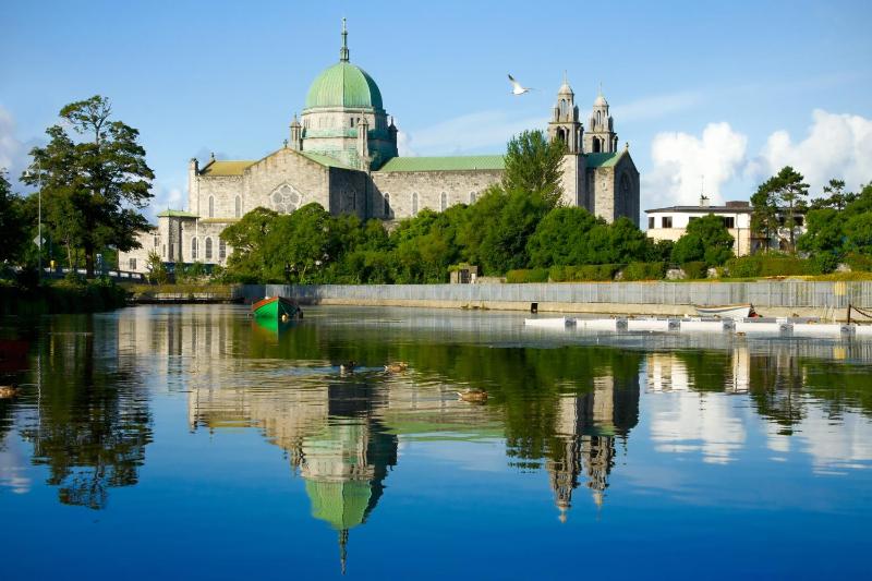 Eyre Square Hotel - image 8