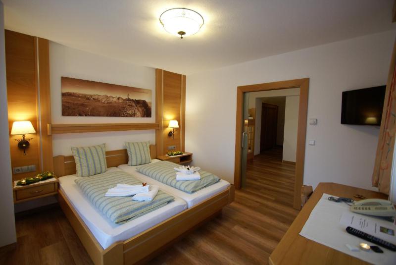 Suite with Balcony image 3
