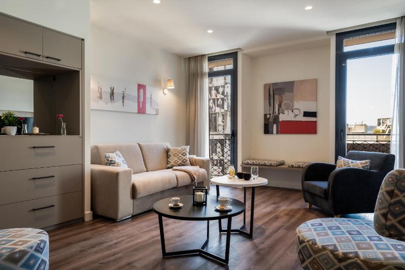Urban Nest - Suites & Apartments - image 10