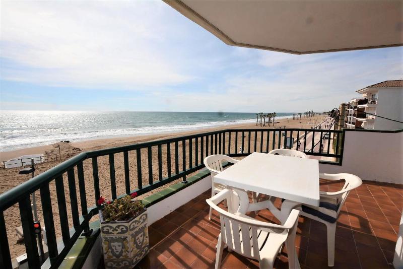 Apartment with Sea View image 2