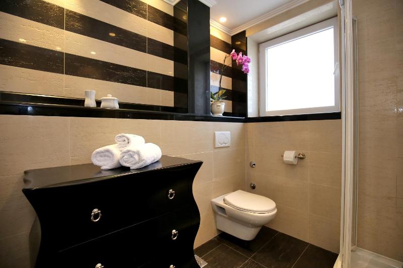 Presidential Suite image 3