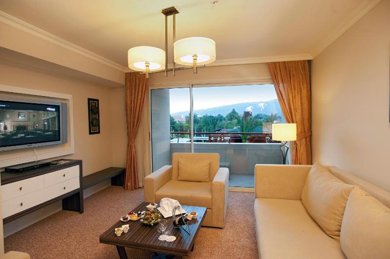 King Suite image 3